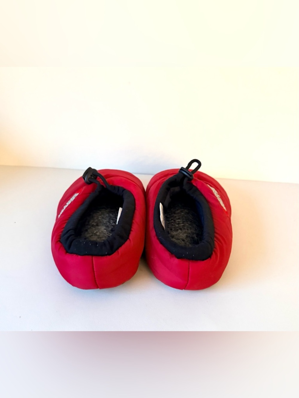 Baffin Unisex Cush Hybrid Slippers Quilted Red Slip-On Sleeping Bag Booties - Picture 7 of 14